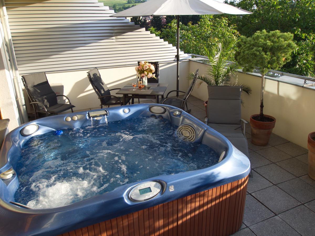 Apartmany Luhacovice, Royal Zewnętrze zdjęcie